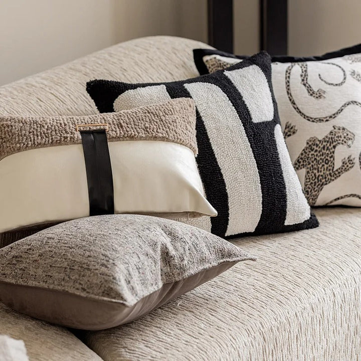 Tiger Tufted Pillow Cover