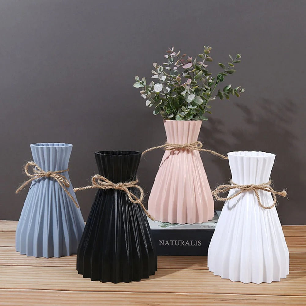 Le Plissee Vase