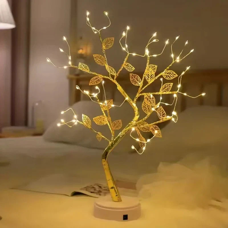 Goldene Blatt-Lichtgestalt