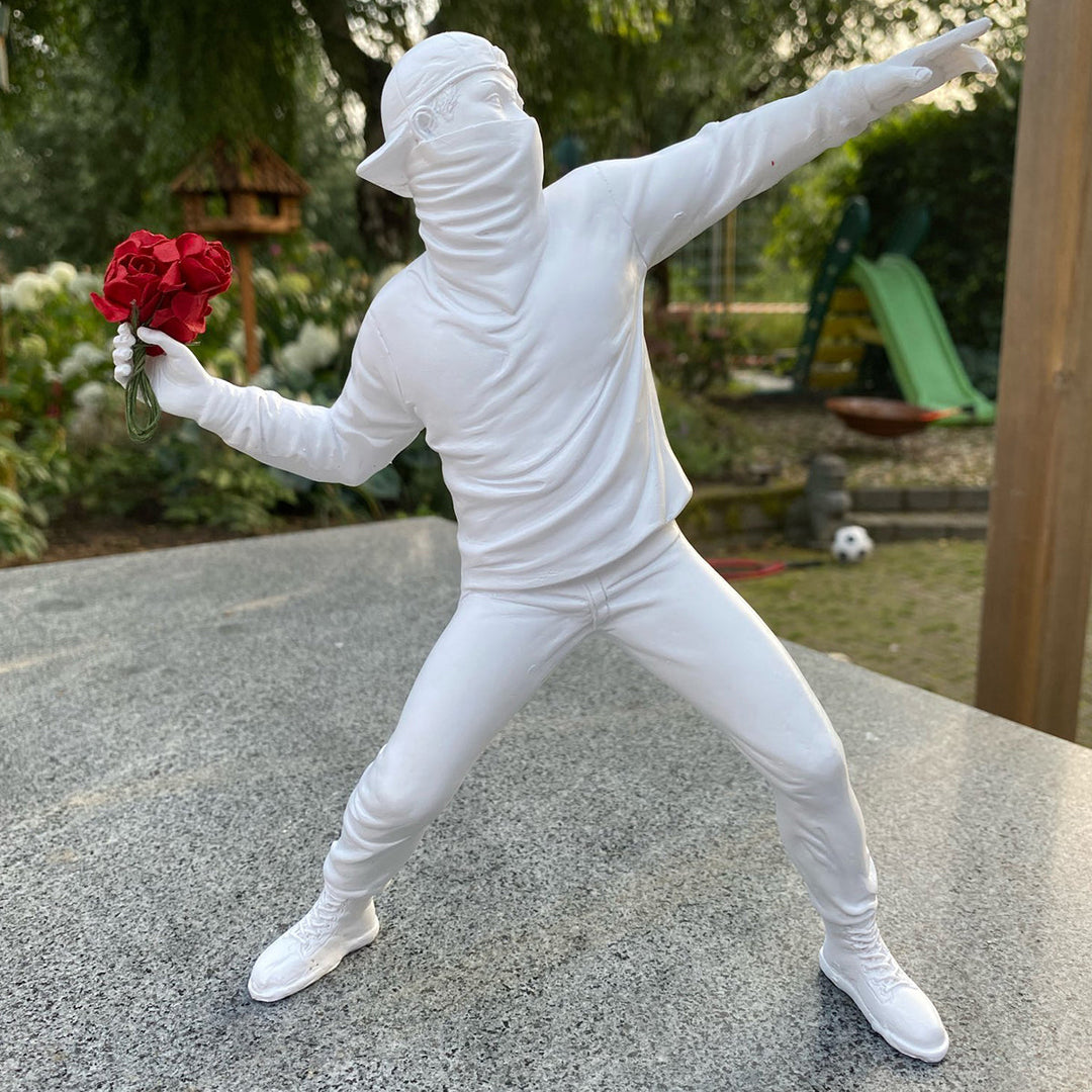 The Rioter“ (Banksy Edition)
