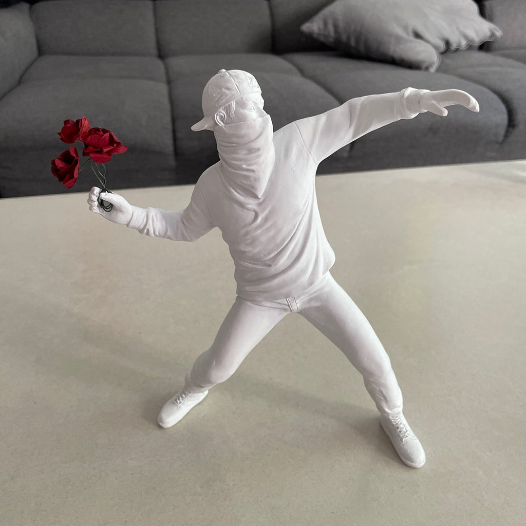 The Rioter“ (Banksy Edition)