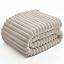 Cozy Stripes Wohndecke – 127 × 152 cm