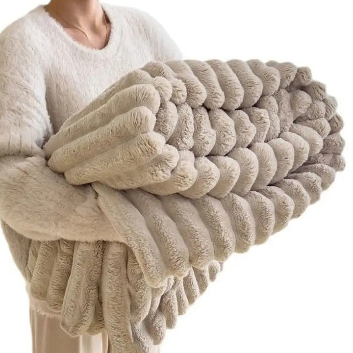 Cozy Stripes Wohndecke – 100 × 150 cm