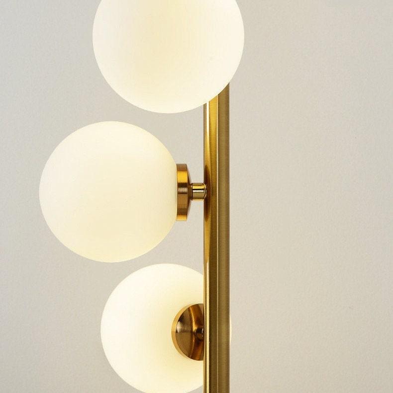 6-flammige Stehleuchte in Gold