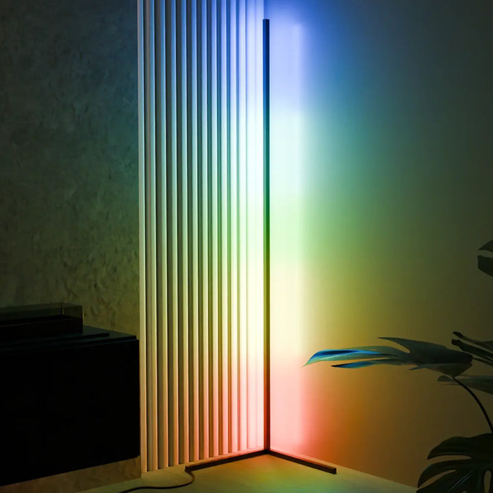 Moderne RGB Stehlampe | Ambient LED Eckleuchte