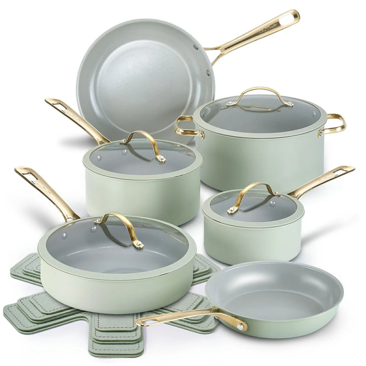 Stars Keramik-Kochgeschirr-Set, 15-teilig, mit goldenen Griffen | Salbeigrün