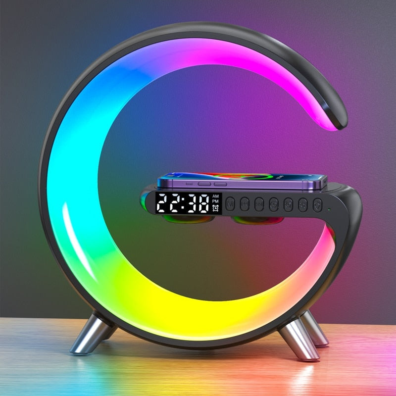 Ladegerät mit LED-Uhr