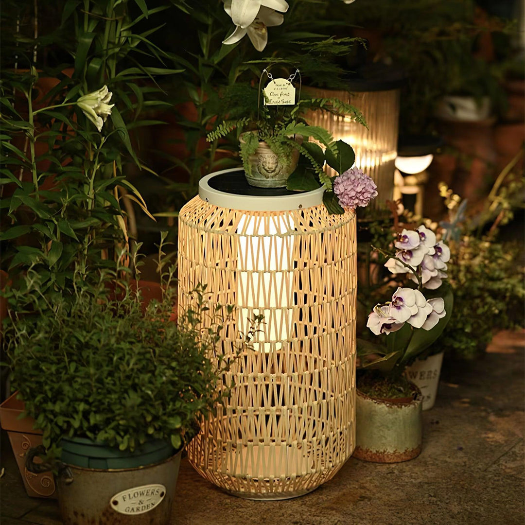 Sora Rattan Leuchte