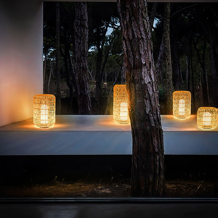 Sora Rattan Leuchte