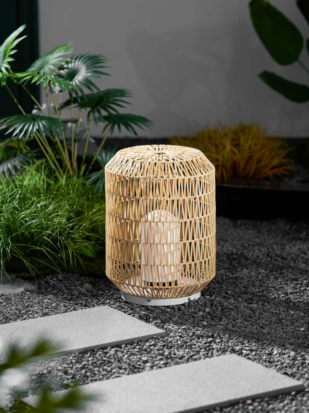 Sora Rattan Leuchte