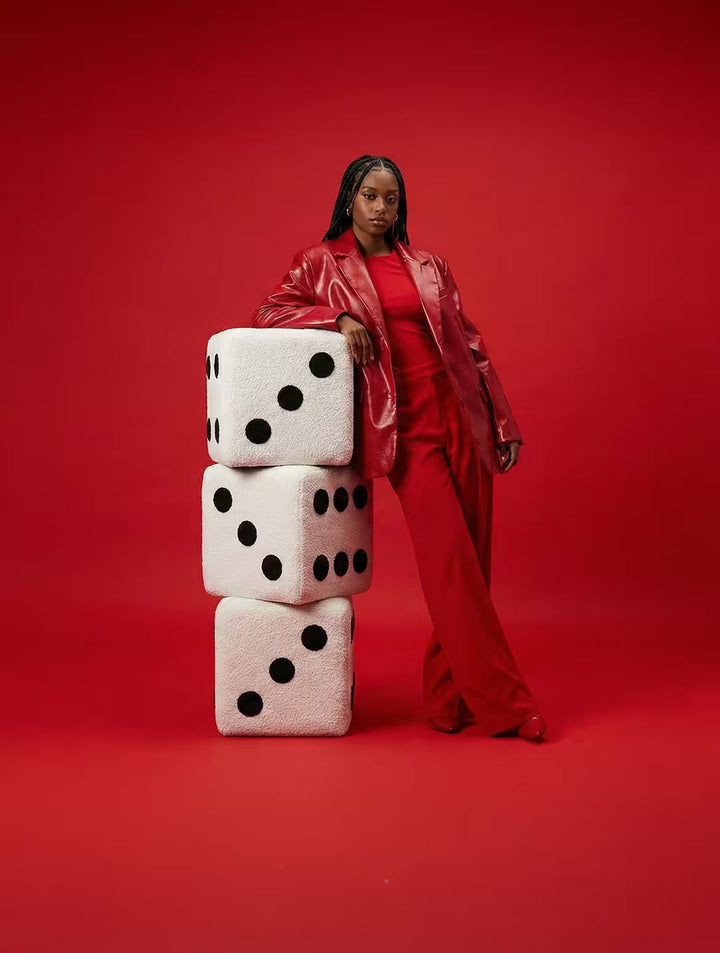 Dice Fußhocker
