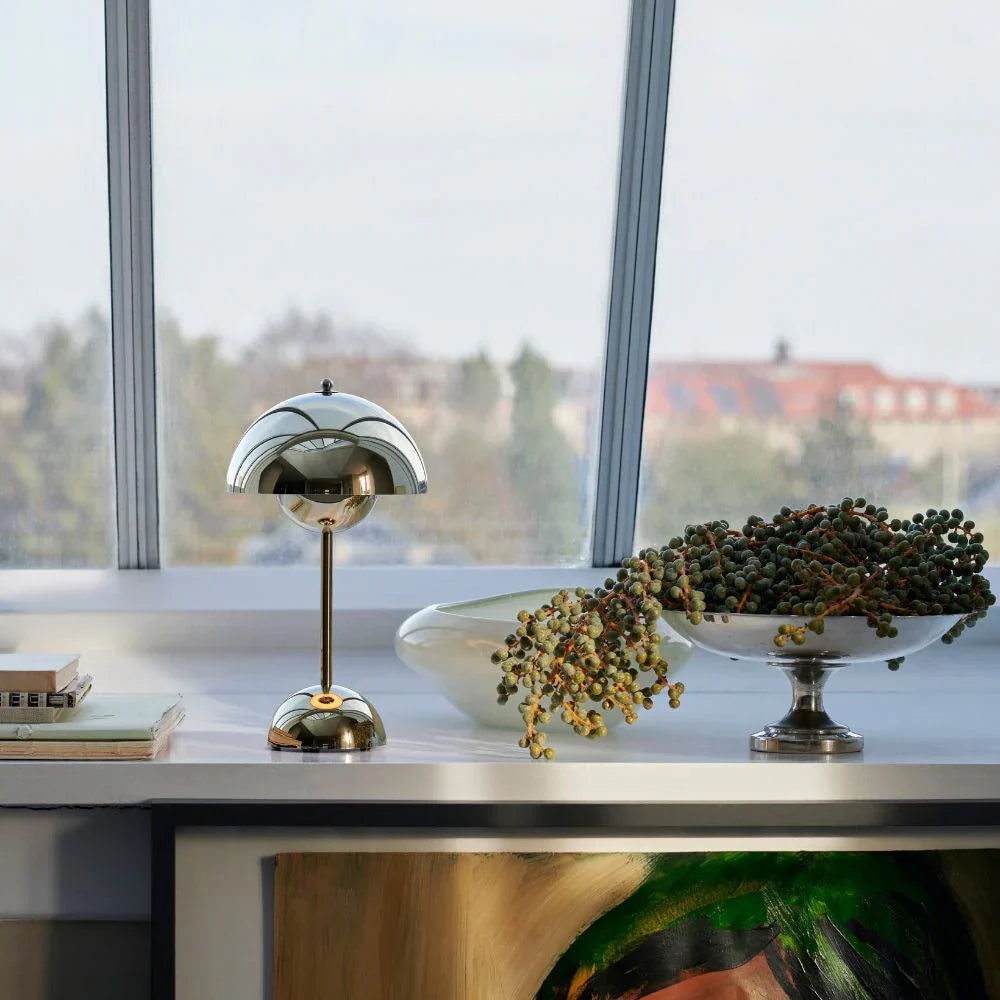 Die Flowerpot LED-Tischleuchte