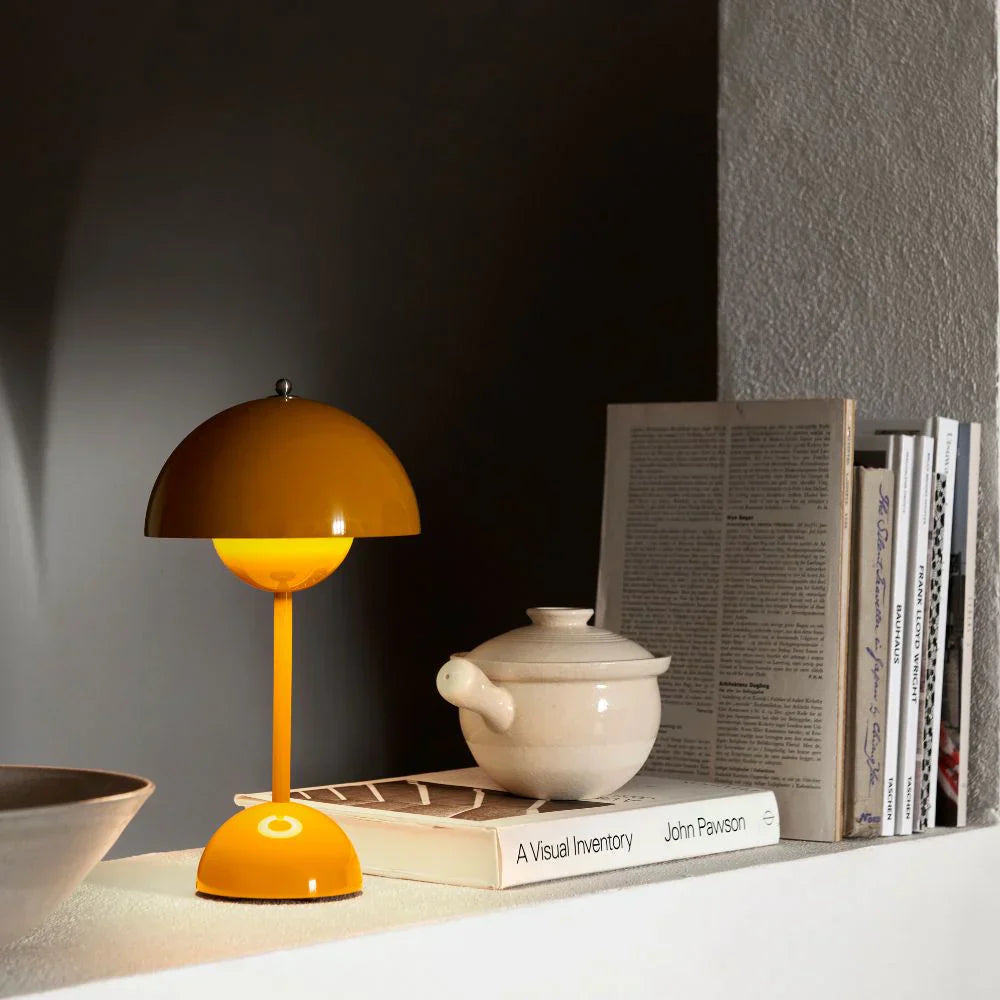 Die Flowerpot LED-Tischleuchte