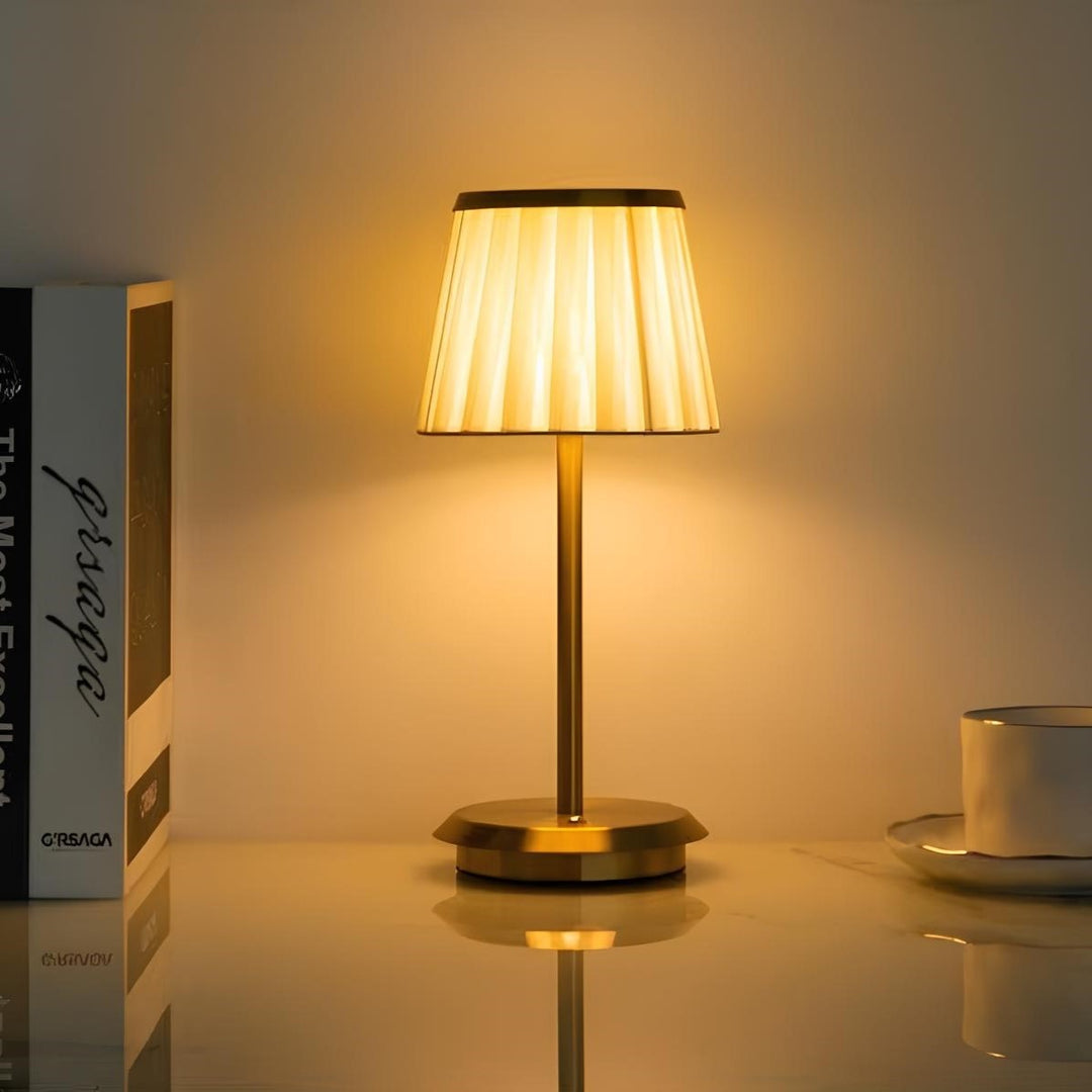 Klassische Elegance Tischleuchte