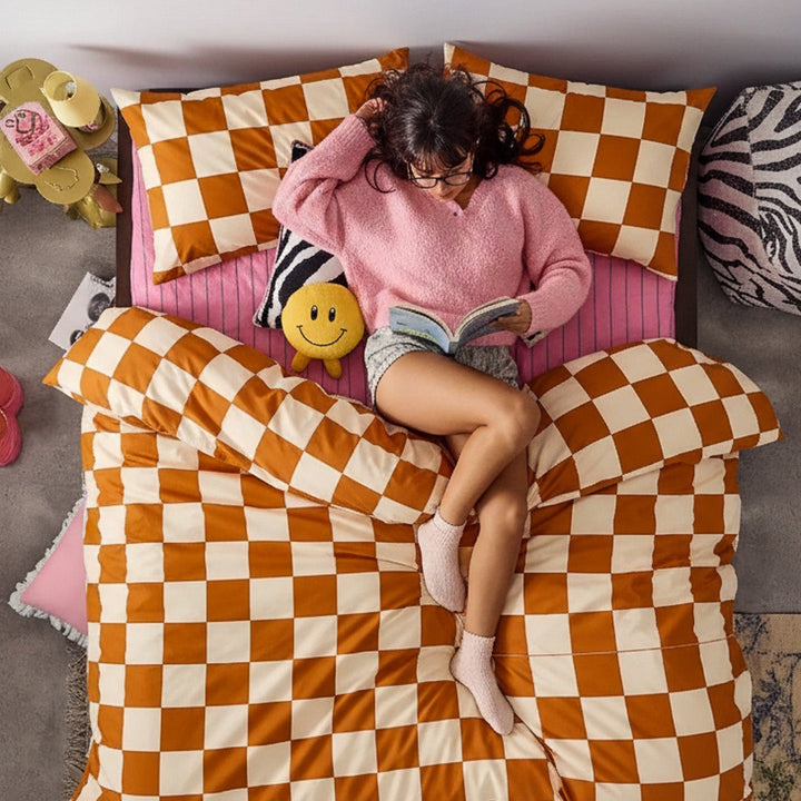 Set di biancheria da letto a scacchi