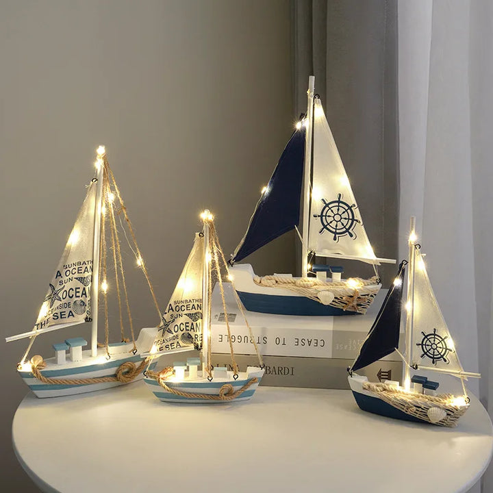 Coastal Glow – Barca decorativa in legno con luce LED