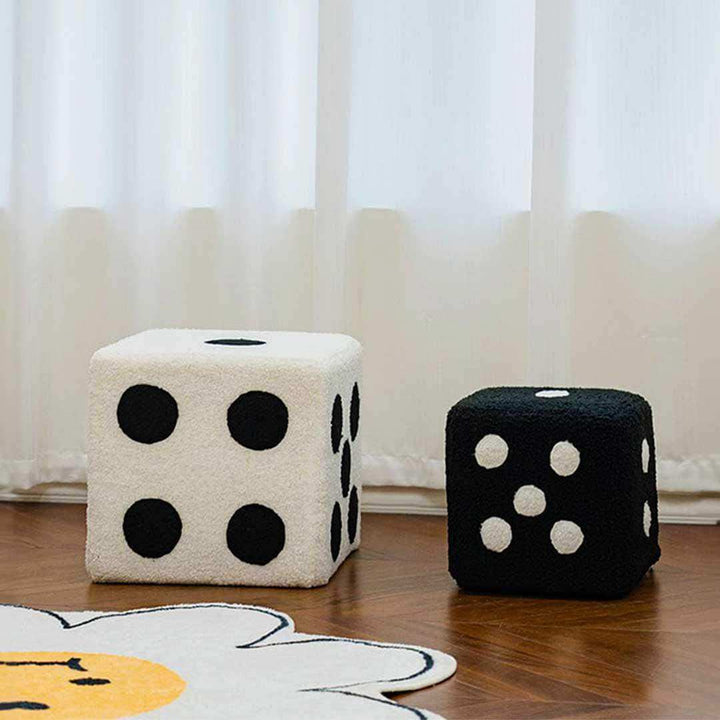 Dice Fußhocker