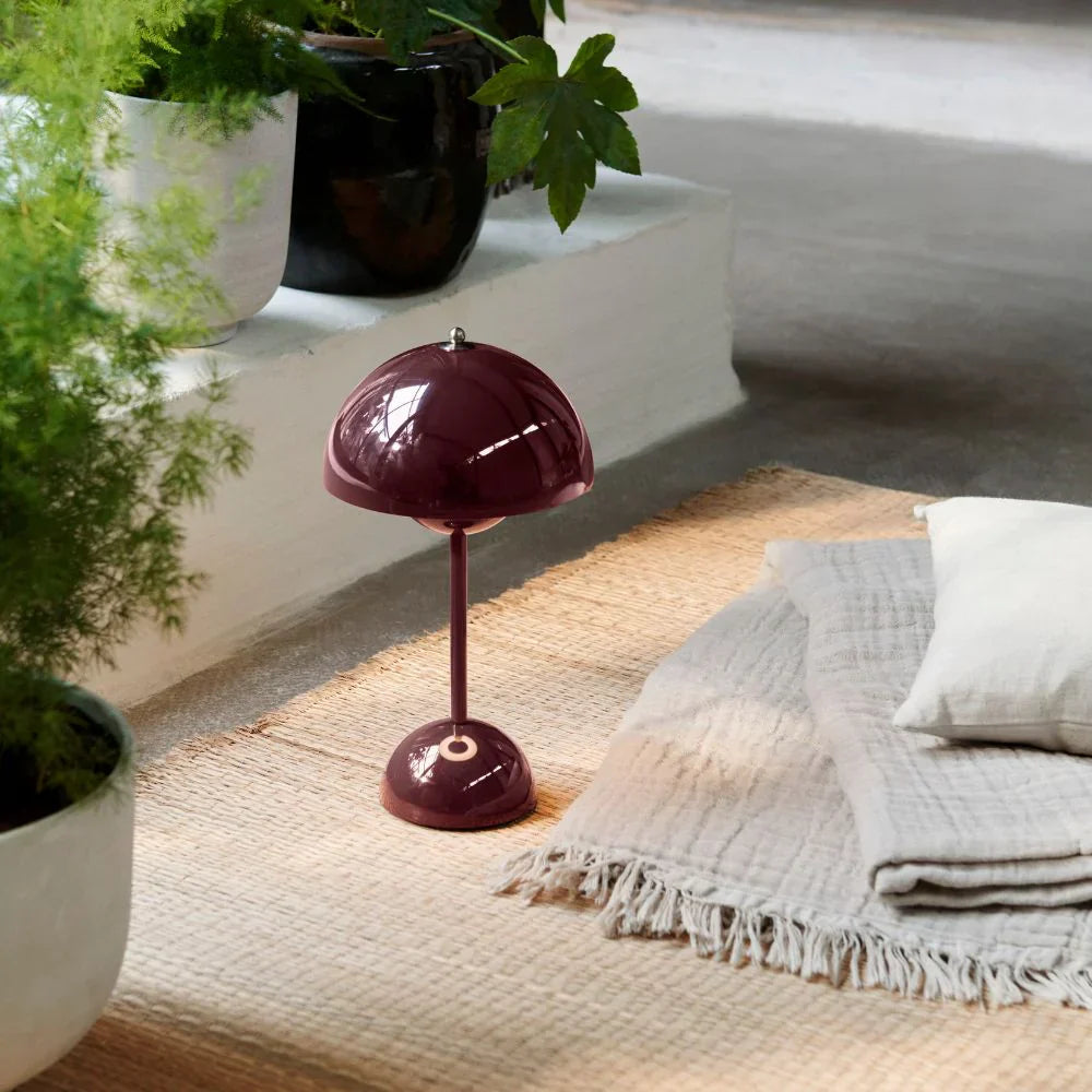 La lampada da tavolo Flowerpot a LED