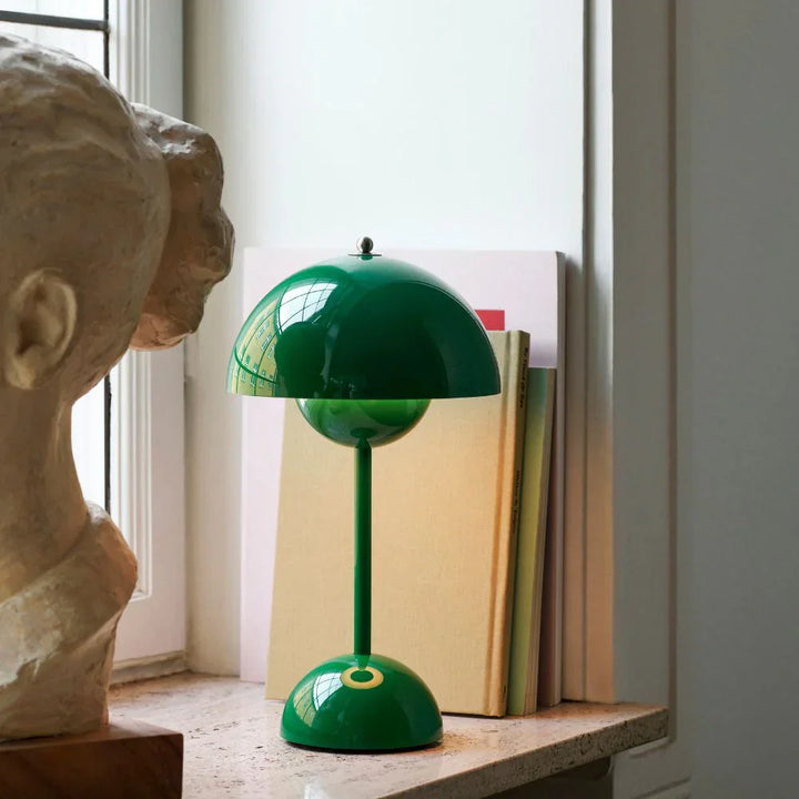 La lampada da tavolo Flowerpot a LED