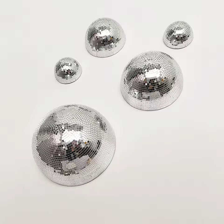Decorazione da parete con specchio da discoteca – Argento