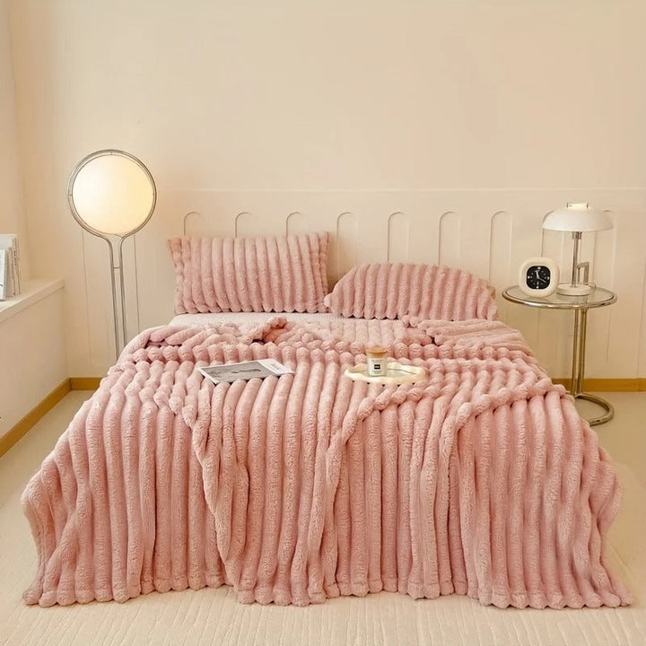 Ultra-Plush Faux Rabbit Fur Throw Blanket | All-Season Cozy Flannel