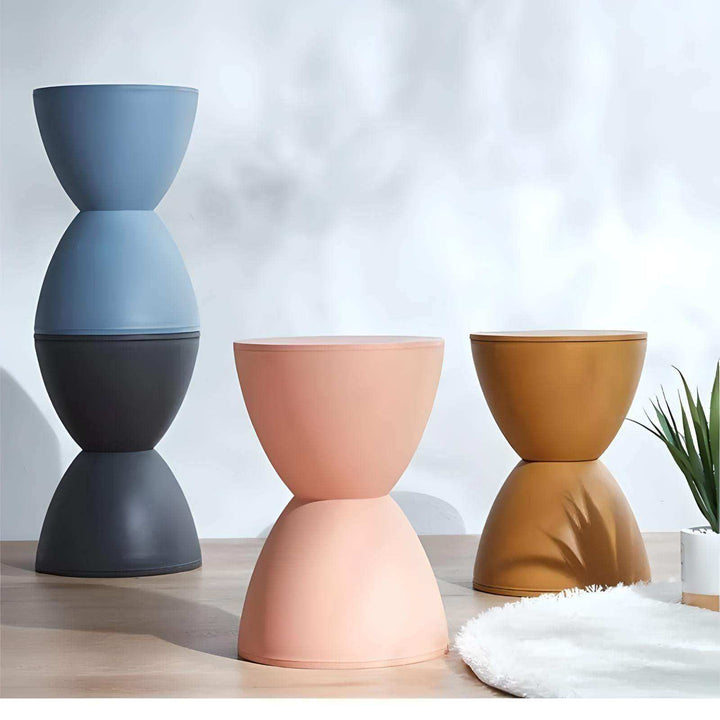 Moda Hourglass  Hocker