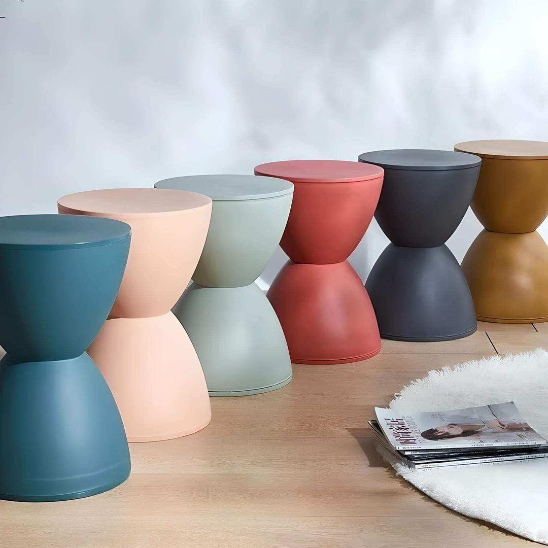 Moda Hourglass  Hocker