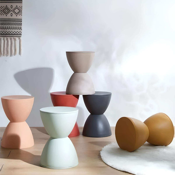 Moda Hourglass  Hocker