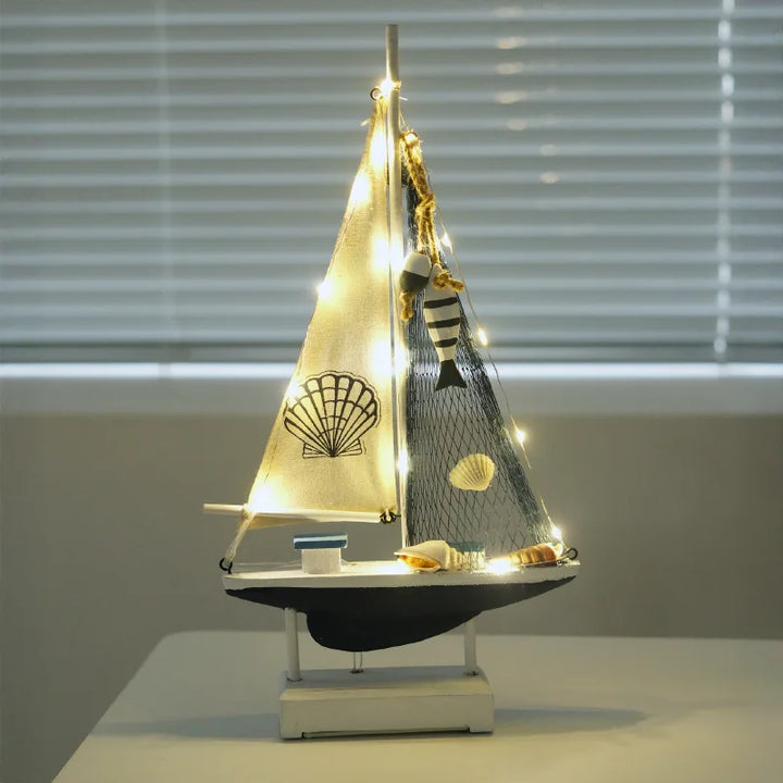 Decorazione a LED per barca a vela in legno in stile retrò