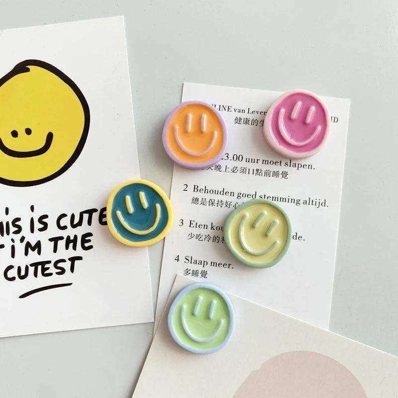 Smiling Glow Kühlschrankmagnet Set 😊
