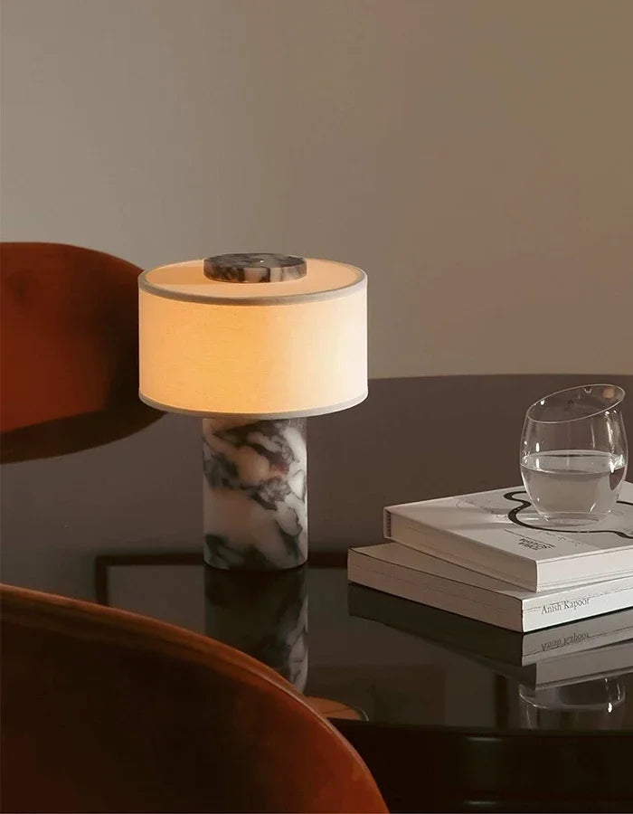 Tischlampe Stumor mit Marmorfuß