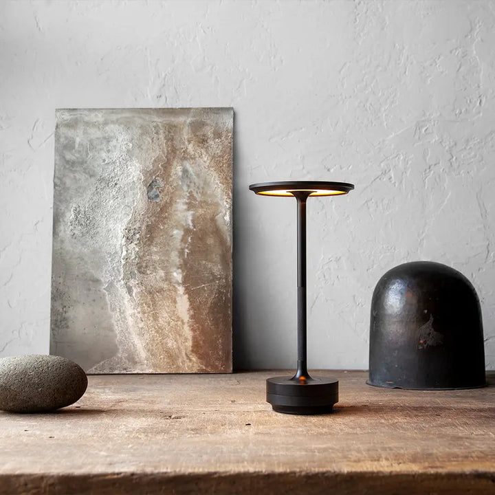 Luce da tavolo a batteria