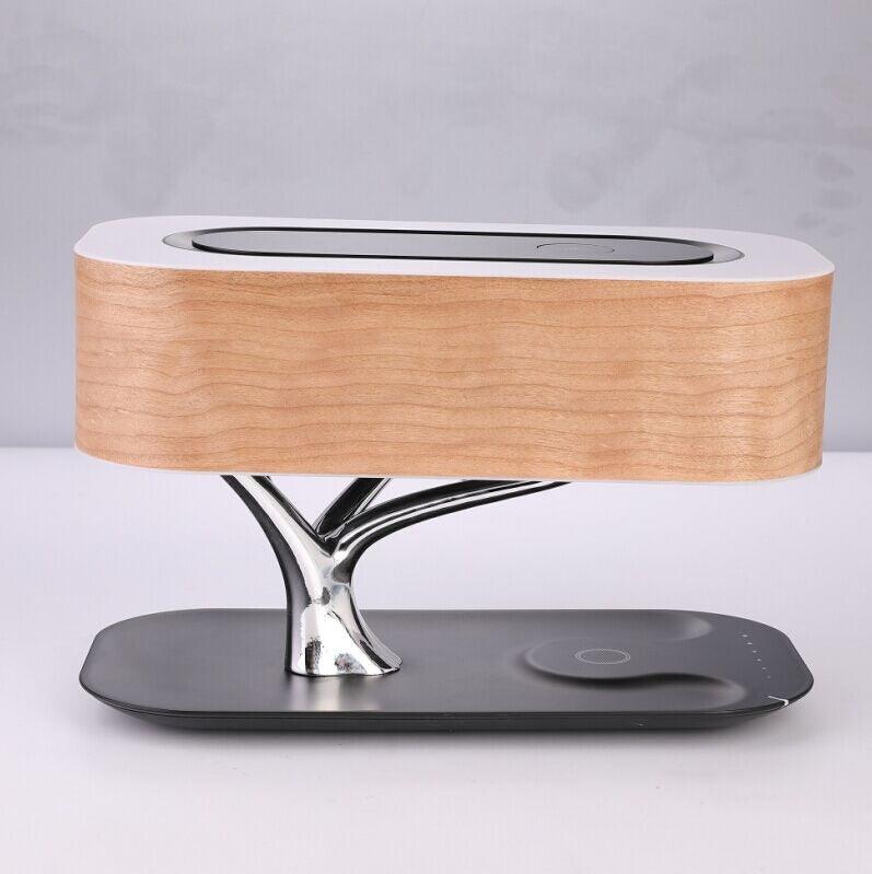 Tree of Life – Skulpturale Tischleuchte mit Bluetooth &amp; Qi-Ladefunktion