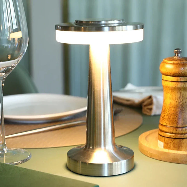 Klassische Bar-Tischlampe